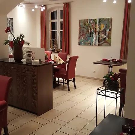 מלון Xtra Gleis 3*